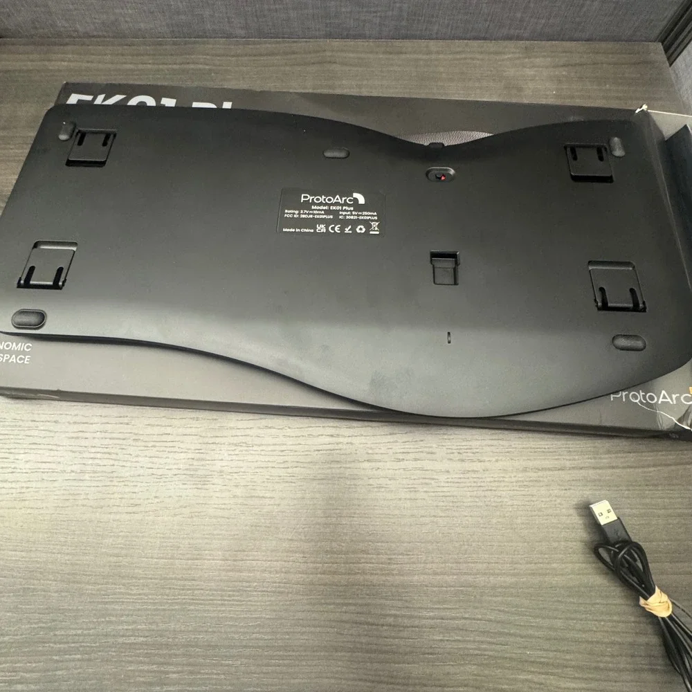 ProtoArc‎ EK01 Plus Ergonomic Wireless Keyboard Black Silver Excellent Bluetooth